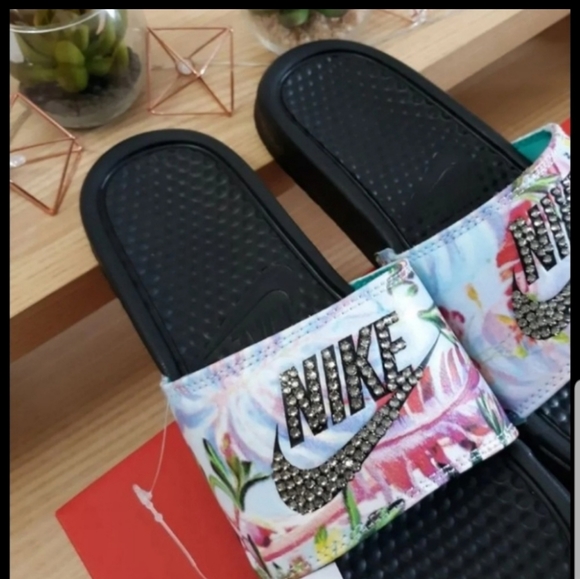 Nike Slides Benassi Bling Diamond Floral - Picture 4 of 7